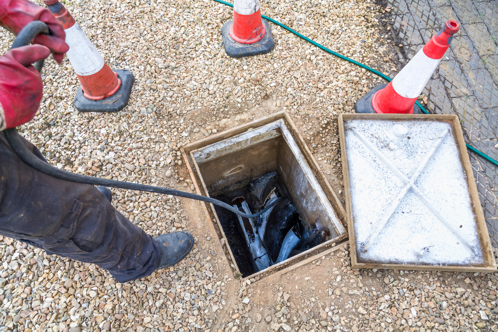 The benefits of regular main drain cleaning